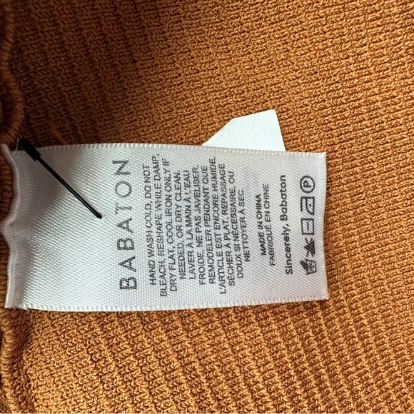 Babaton by Aritzia Sculpt Knit Cami Cropped Tank - Picture 5 of 6